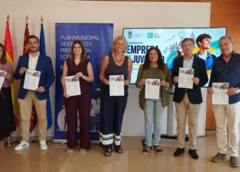 Murcia pone frente a frente a jóvenes y empresas para hablar de empleo, salarios y futuro profesional