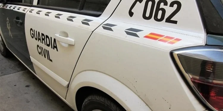 Una patrulla de la Guardia Civil denuncia dos intentos de atropello durante una intervención en Mazarrón
