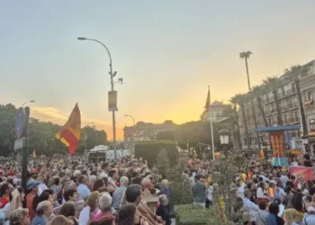 Las derechas convierten las concentraciones por Ceuta en Murcia en una ofensiva contra el Gobierno de Sánchez